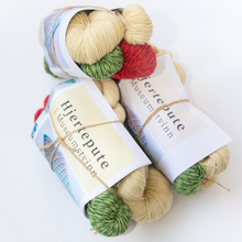 Load image into Gallery viewer, Heart pillow - yarn package with knitting pattern