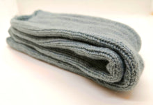 Last inn bildet i Galleri-visningsprogrammet, Gråblå sokker