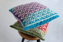 Load image into Gallery viewer, Heart pillow - yarn package with knitting pattern