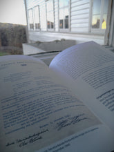 Last inn bildet i Galleri-visningsprogrammet, "Vi behøver ikke at passe paa arbeideren, vi passer kun paa arbeidet" : arbeid og rasjonalisering i Salhus Tricotagefabrik 1920-1967.