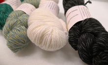 Last inn bildet i Galleri-visningsprogrammet, Museumstvinn 3-tråds ullgarn