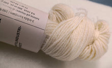 Last inn bildet i Galleri-visningsprogrammet, Museumstvinn 3-tråds ullgarn