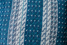 Last inn bildet i Galleri-visningsprogrammet, Oline pute i pelsullgarn - garnpakke med strikkeoppskrift