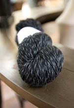 Last inn bildet i Galleri-visningsprogrammet, Museumstvinn 3-tråds ullgarn