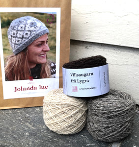Jolanda lue - strikkepakke med villsaugarn