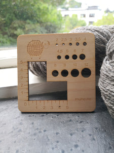 Knitting ruler