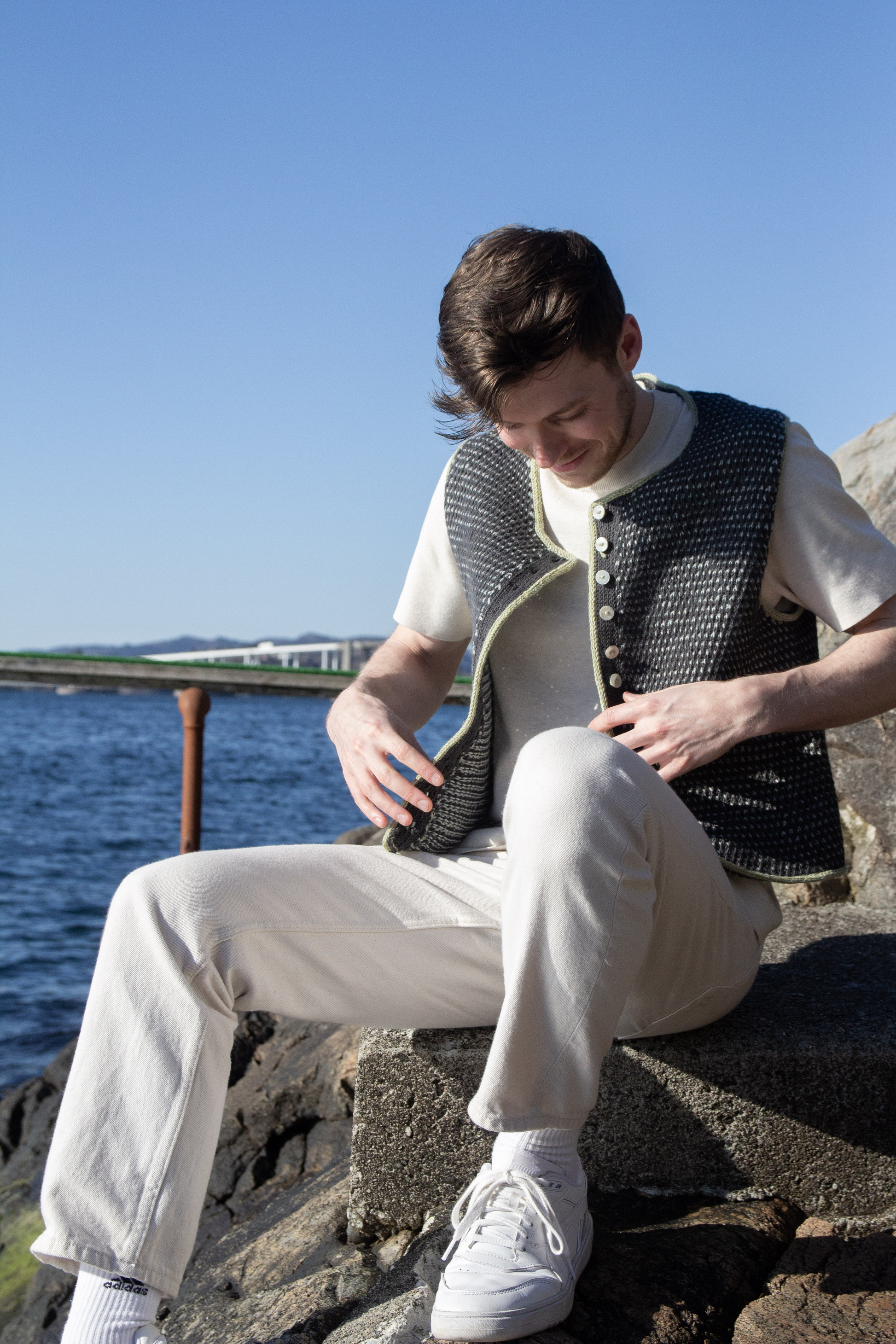 Mørk gråblå Ulla vest